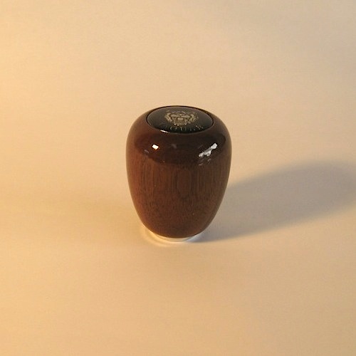 Jaguar Wood/Badge Gear Knob