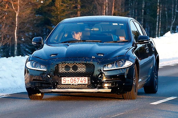 Jaguar XS Spy Shot