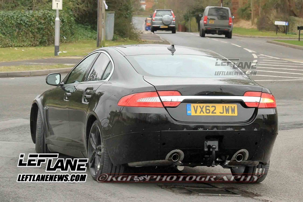 Jaguar XS Spy Shot