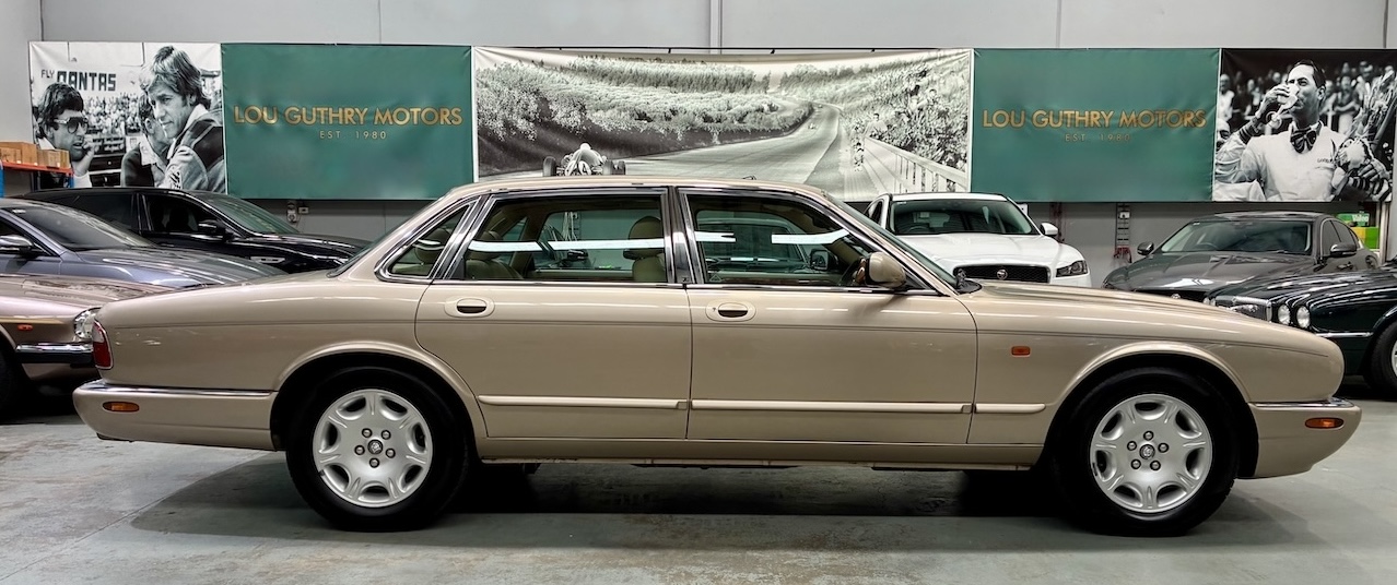2001 Jaguar XJ8 X308 3.2L V8 Sovereign