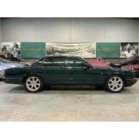 2002 Jaguar XJR X308 4L V8 Supercharged