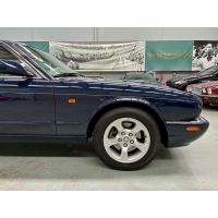 2002 Jaguar XJ8 X308 3.2L V8 Heritage