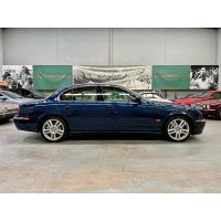 1999 Jaguar S-Type 4L V8 SE