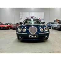 1999 Jaguar S-Type 4L V8 SE