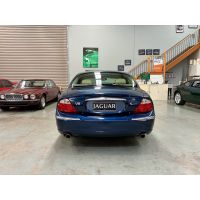 1999 Jaguar S-Type 4L V8 SE