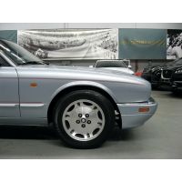 1996 Jaguar X300 XJ Sport 3.2L