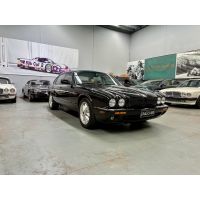 2000 Jaguar XJ8 X308 4L V8 Sport
