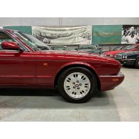 1995 Jaguar X300 XJ 4L Sovereign