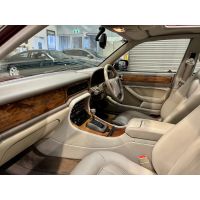 1995 Jaguar X300 XJ 4L Sovereign