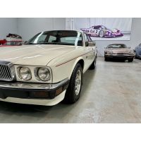 1988 Jaguar XJ40 XJ6 3.6L