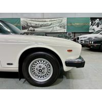 1986 Jaguar XJ6 Series 3 4.2L Factory Unleaded