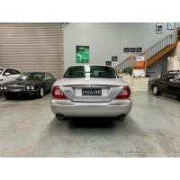 2003 Jaguar XJ8 X350 3.5L V8