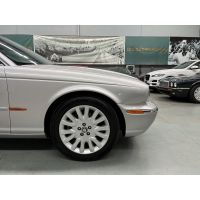 2003 Jaguar XJ8 X350 3.5L V8